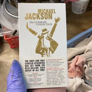 Micheal Jackson ultimate collection